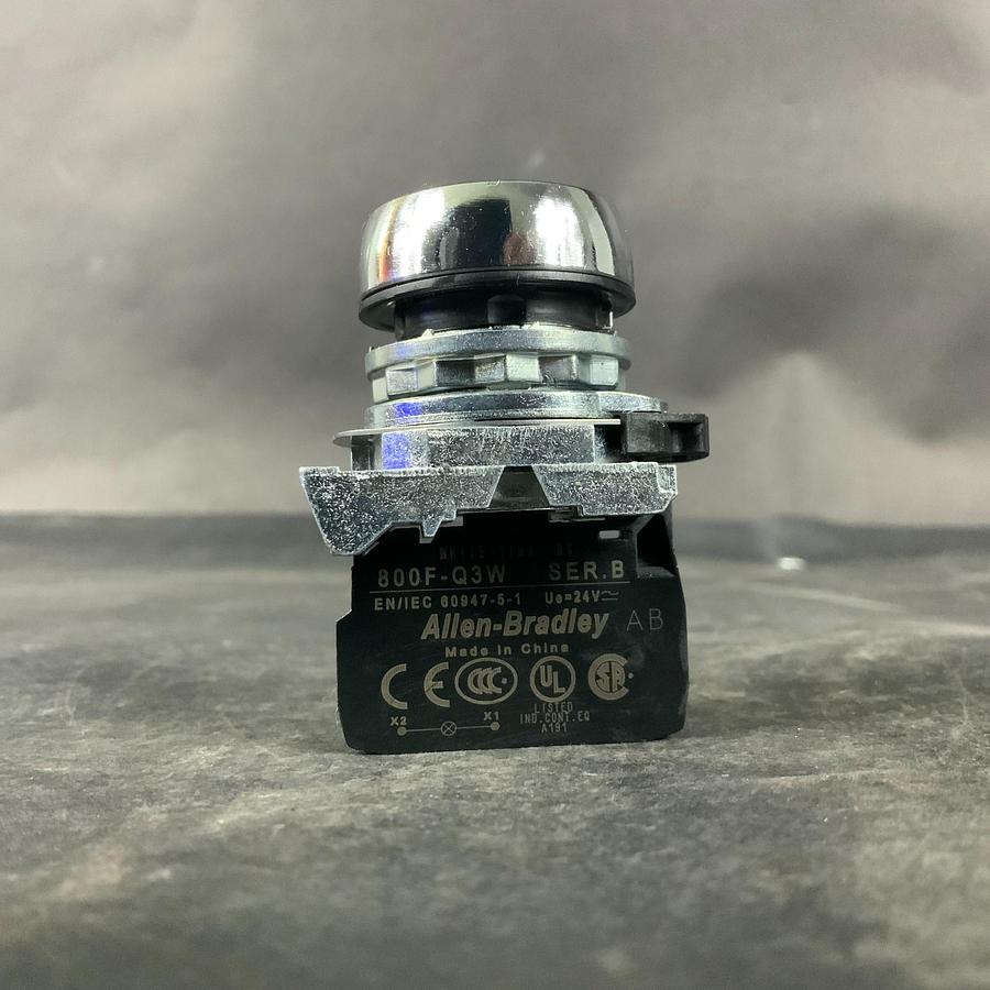 Used ALLEN BRADLEY 800F-Q3W SERIES B GREEN PUSH BUTTON ($30 OBO)