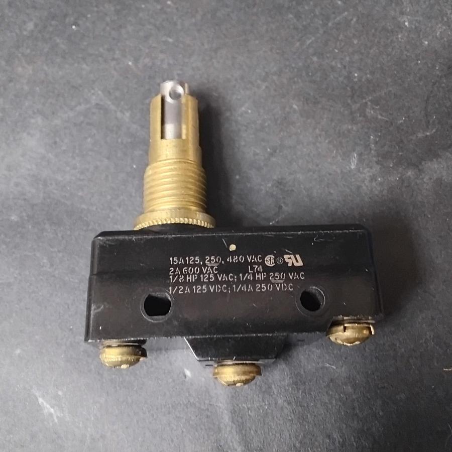 Used HONEYWELL BZ-2RQ69 PREMIUM ROLLER PLUNGER ACTUATOR SWITCH ($12 OBO)