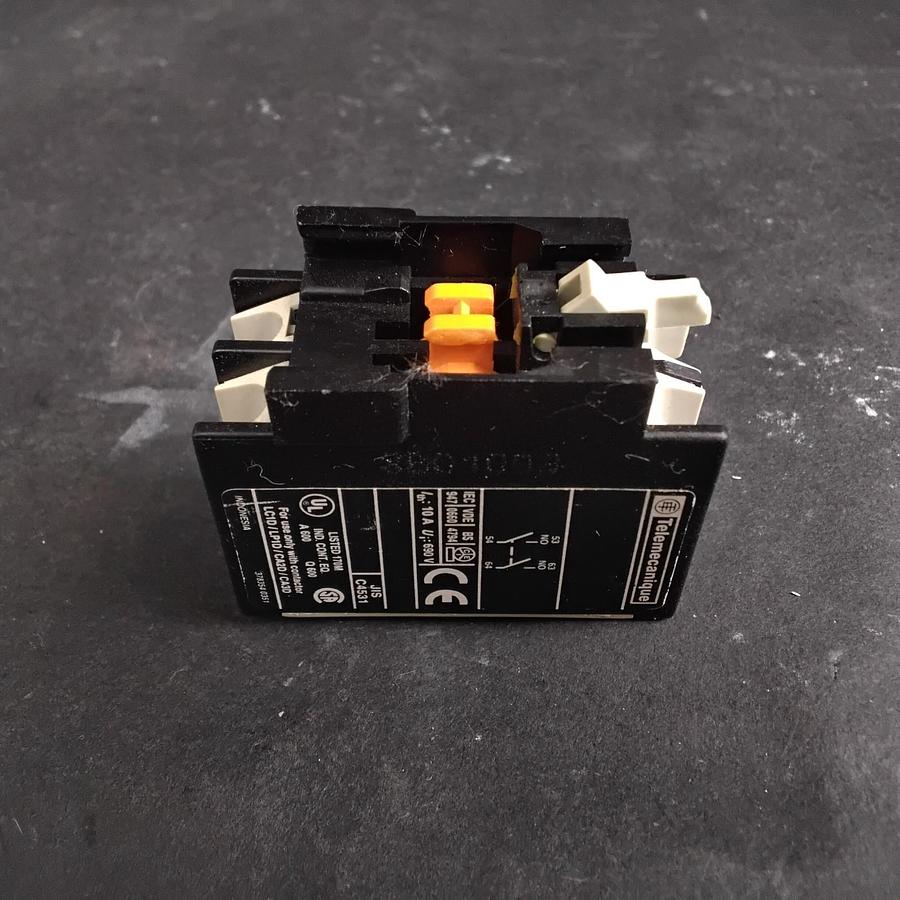 Used SCHNEIDER ELECTRIC LA1DN20 AUXILIARY CONTACT BLOCK ($7 OBO)