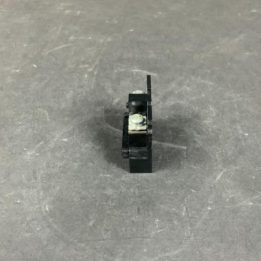Used IDEC BNH15LW TERMINAL BLOCK - SET OF 6 - NEW ($5)