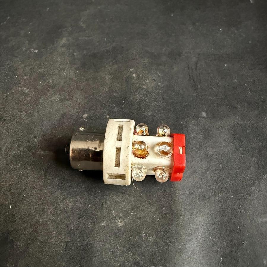 Used UNBRANDED 7-2DR LED INDICATOR