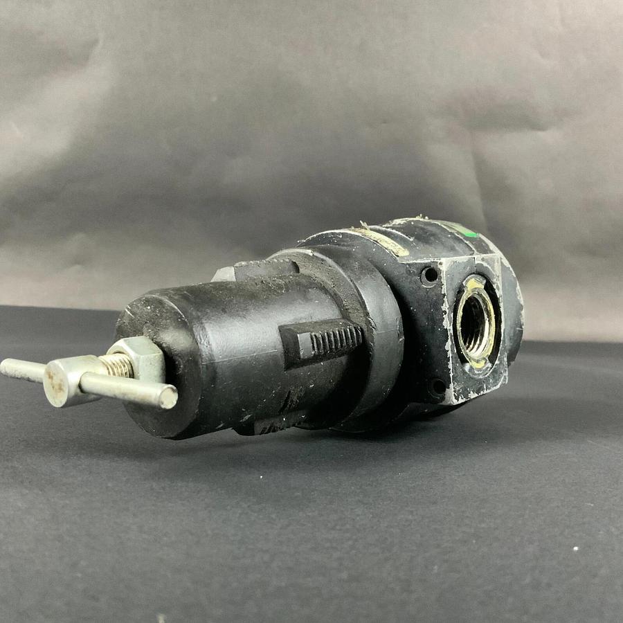 Used SPEEDAIRE 1Z885B AIR FILTER REGULATOR VALVE ($30 OBO)