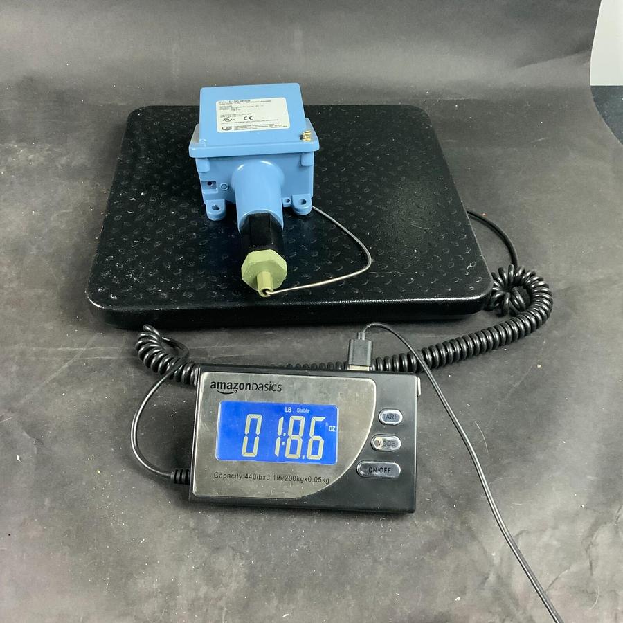 Used UNITED ELECTRIC E100-2BSB TEMPERATURE SWITCH ($300 OBO)