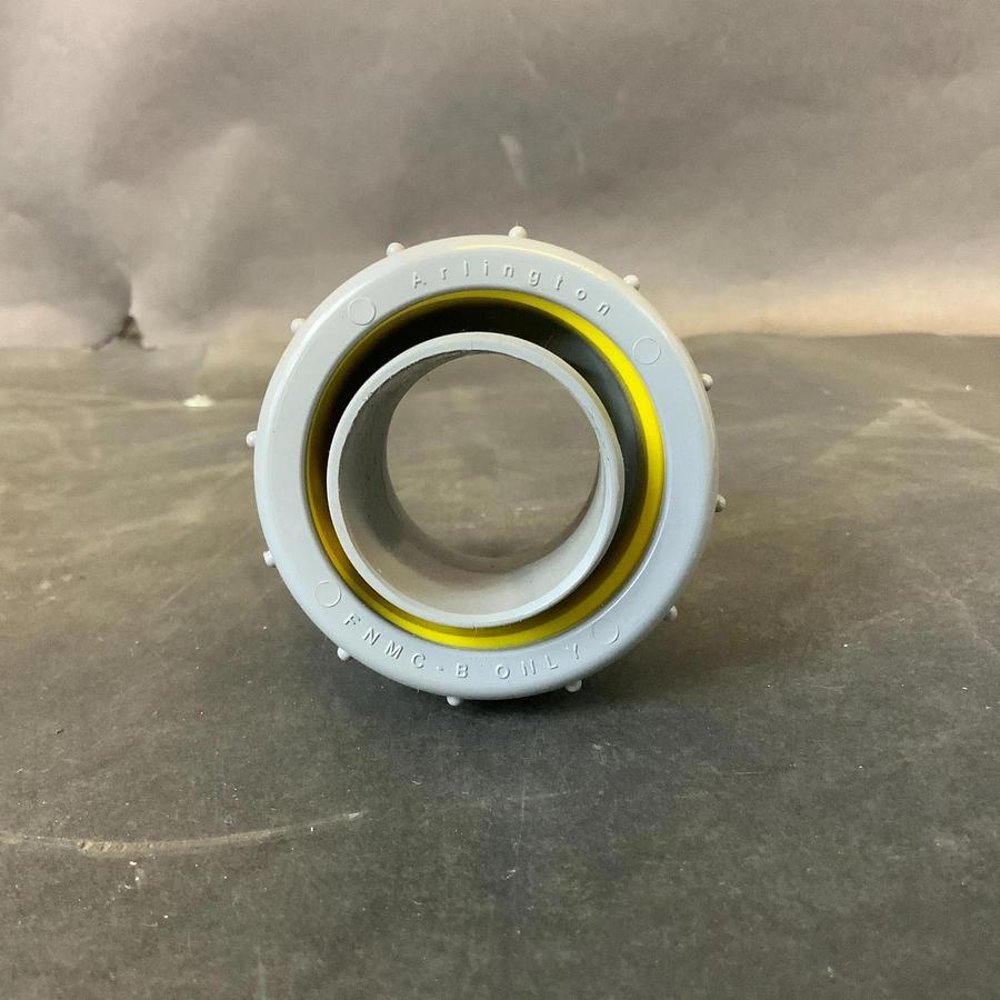 ARLINGTON NMLT150 STRAIGHT PVC LIQUID-TIGHT CONNECTOR ($5 OBO)