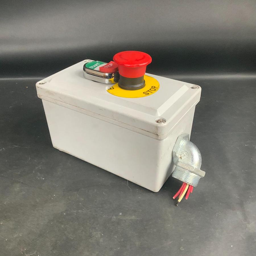 Used ATTABOX CO2PB22 PUSHBUTTON ENCLOSURE ($30 OBO)