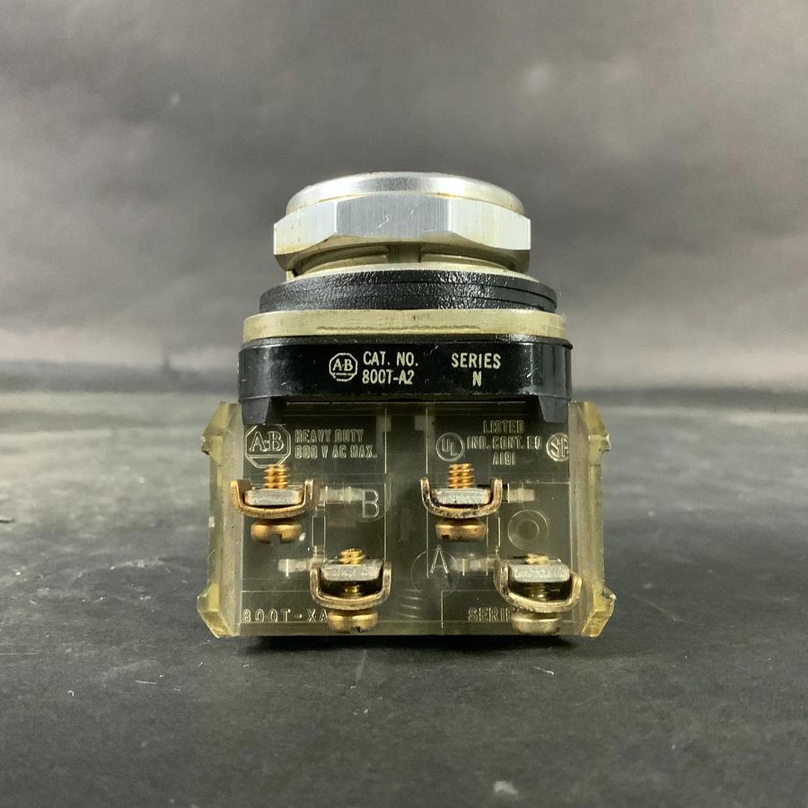 Used ALLEN BRADLEY 800T-A2 SERIES N BLACK PUSHBUTTON ($15 OBO)