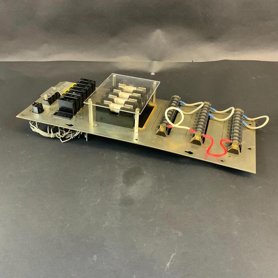 Used FANUC A04B-0207-C411-01 POWER UNIT ($100 OBO)