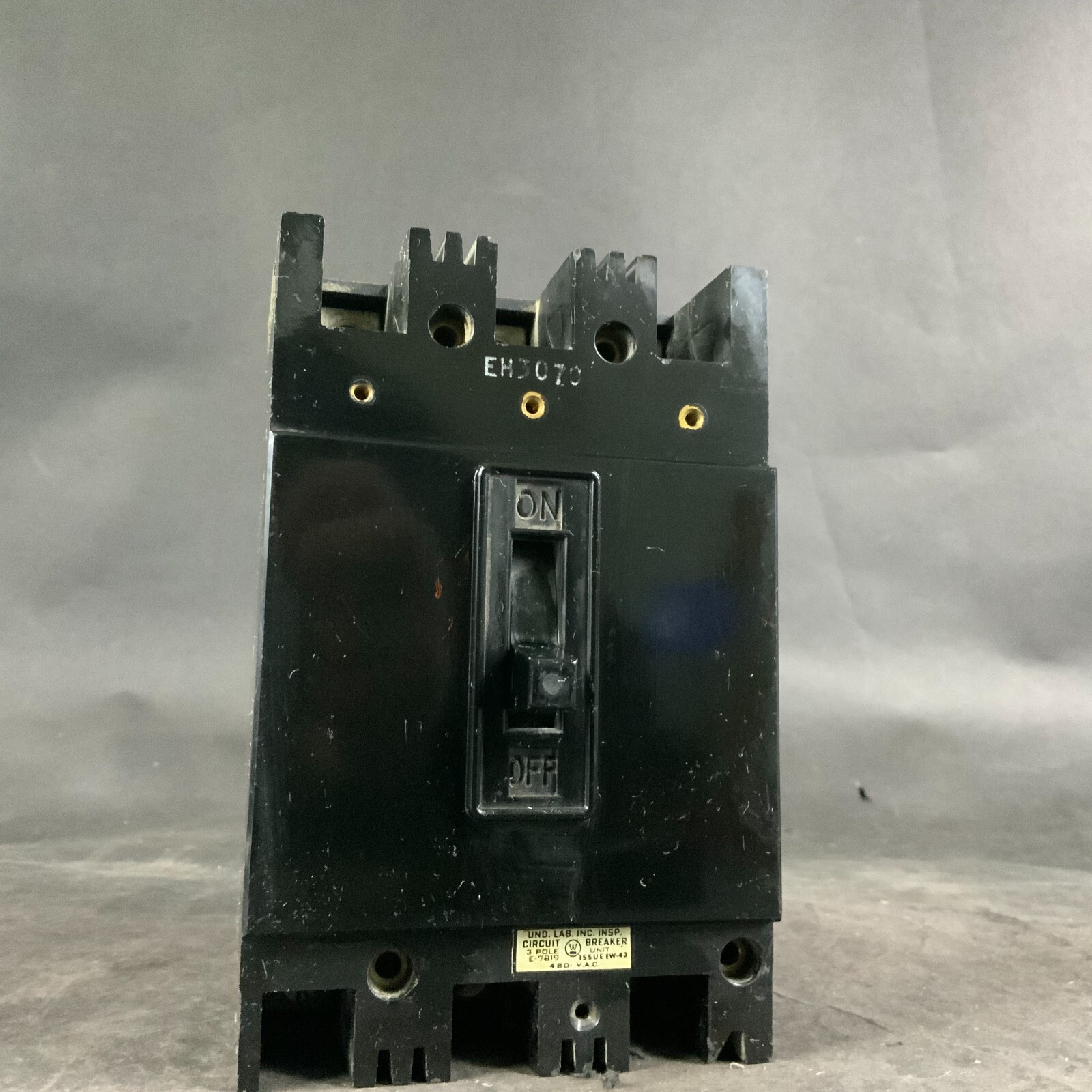 Used WESTINGHOUSE EH3070 CIRCUIT BREAKER ($40 OBO)