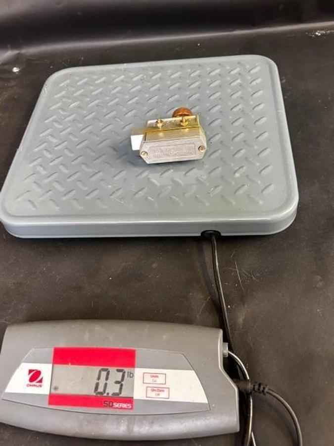 Used HONEYWELL MICROSWITCH DTE6-2RN LIMIT SWITCH ($25 OBO)