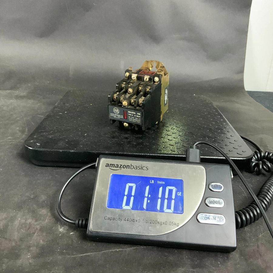 Used ALLEN BRADLEY 700-N800A1 SERIES B ($25 OBO)