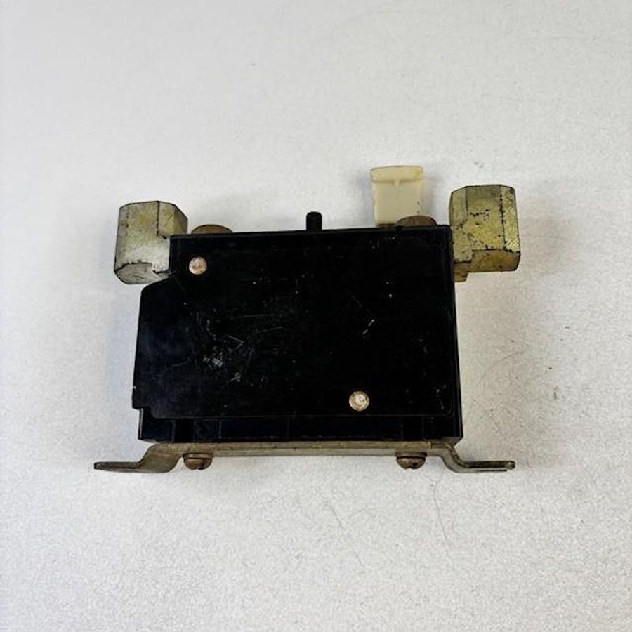 Used ALLEN BRADLEY 815-D0V4 OVERLOAD RELAY