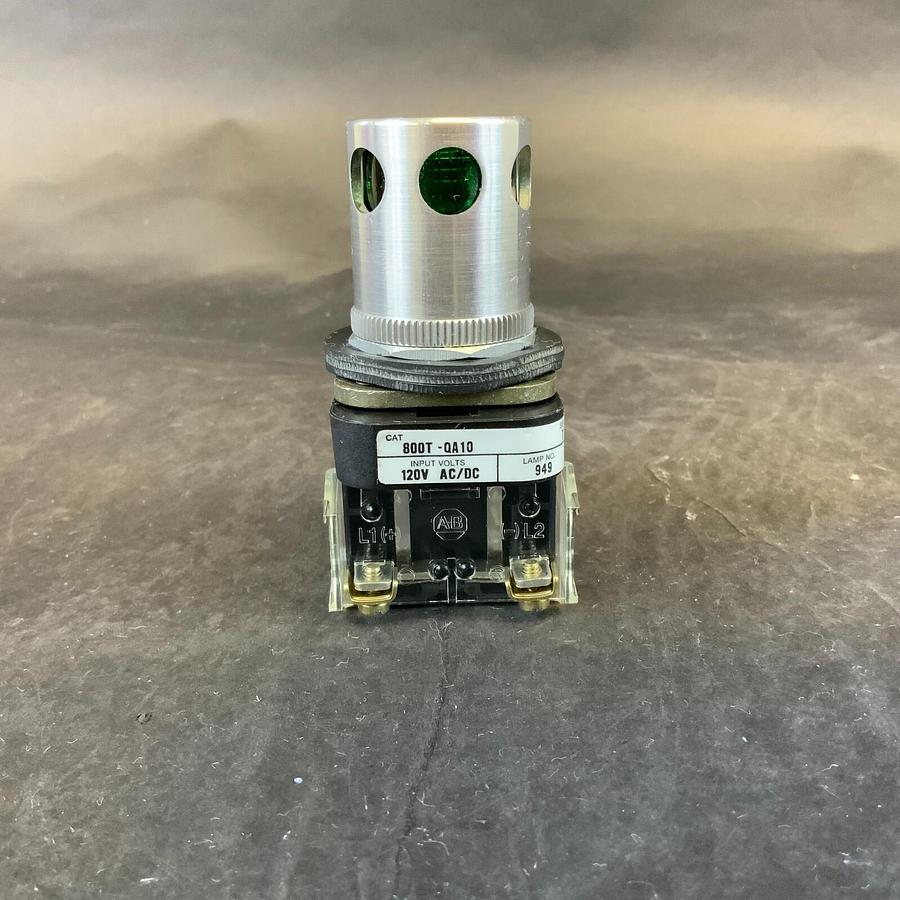 Used ALLEN BRADLEY 800T-QA10 GREEN PUSHBUTTON ($15 OBO)