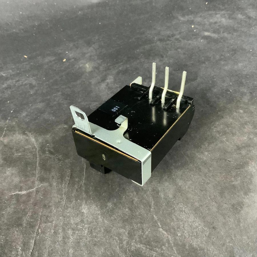 Used MITSUBISHI TH-12 7-11A OVERLOAD RELAY ($10 OBO)