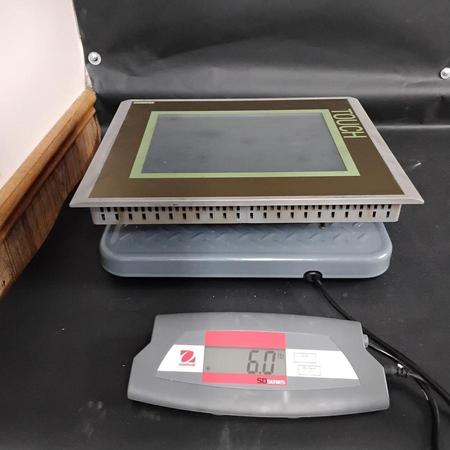 Used SIEMENS 6AV6 643-0CD01-1AX1 OPERATOR INTERFACE ($275 OBO)