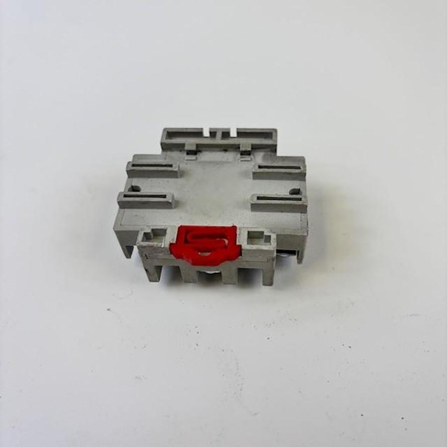 Used MAGNECRAFT 70-465-1 RELAY SOCKET