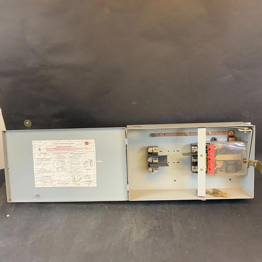 Used EATON POW-R-WAY III P3F363RGH BPC3001G08 BUSWAY FUSIBLE SWITCH ($1000 OBO)