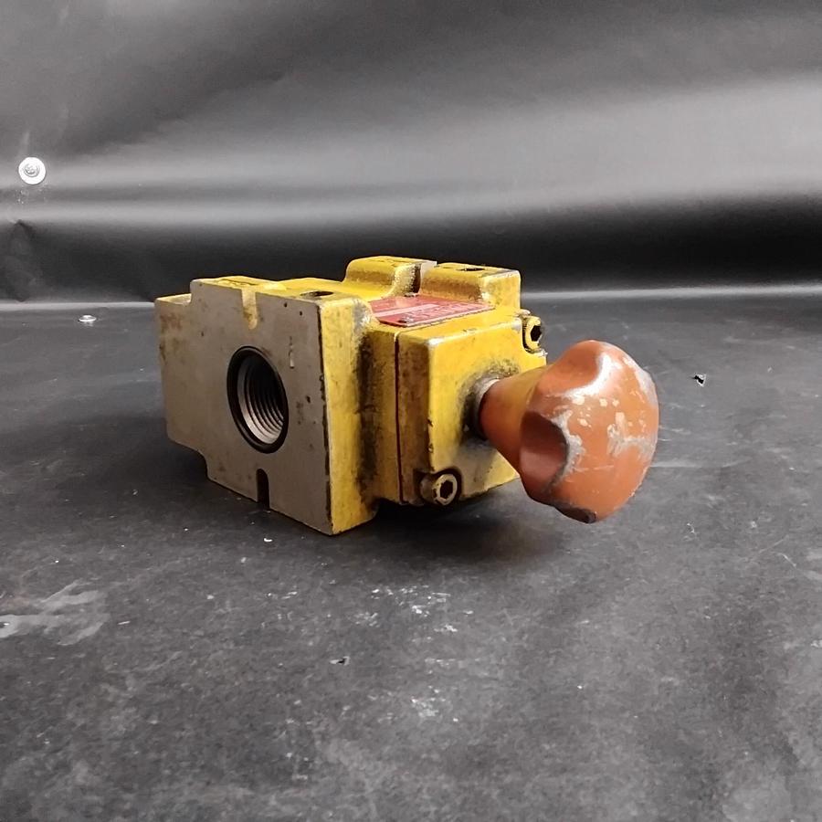 Used NUMATICS MVL30N06Y LOCKOUT VALVE ($35 OBO)