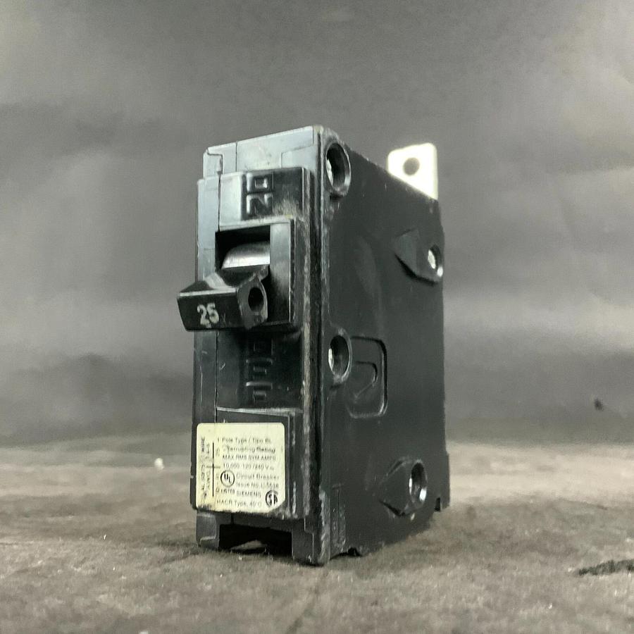 Used SIEMENS B125 CIRCUIT BREAKER ($15 OBO)