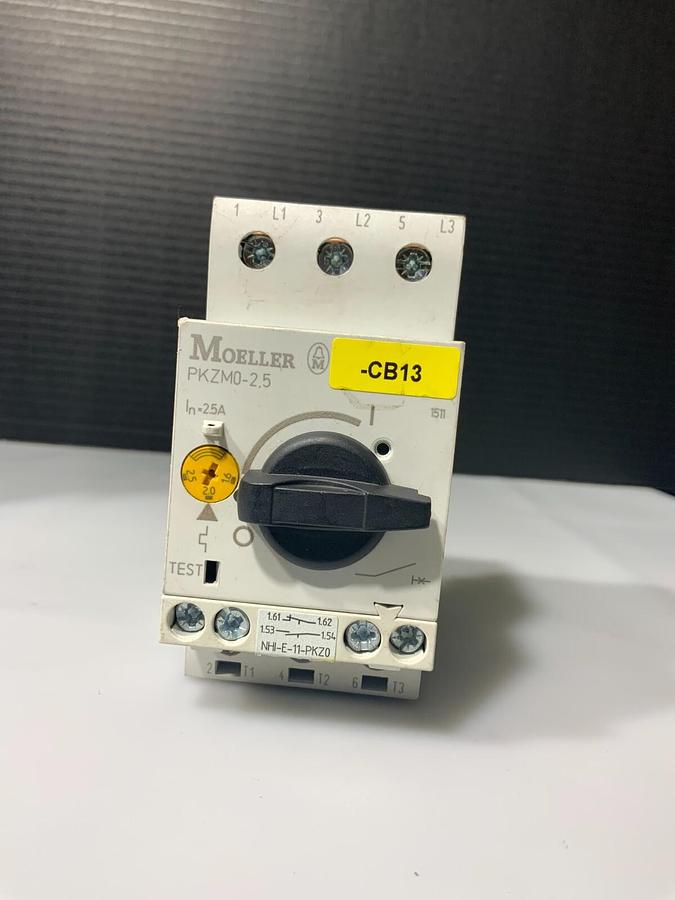 Used MOELLER PKZM0-2.5 ($29.99/EACH OBO)
