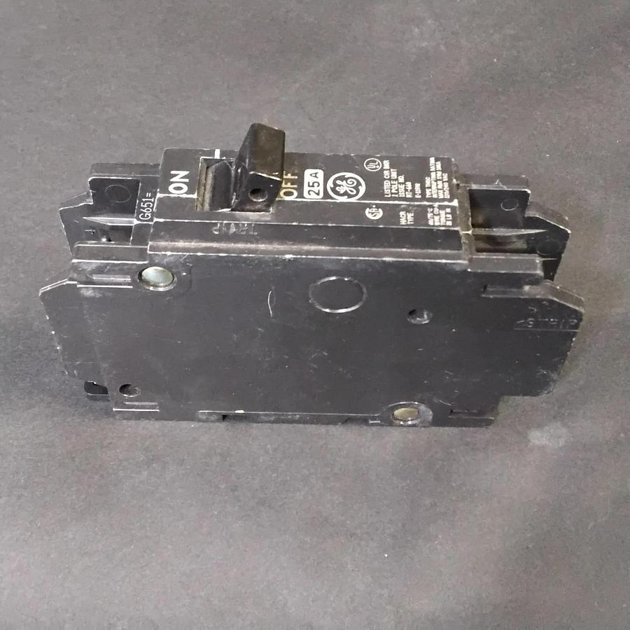 Used GENERAL ELECTRIC THQB1120 CIRCUIT BREAKER ($7 OBO)