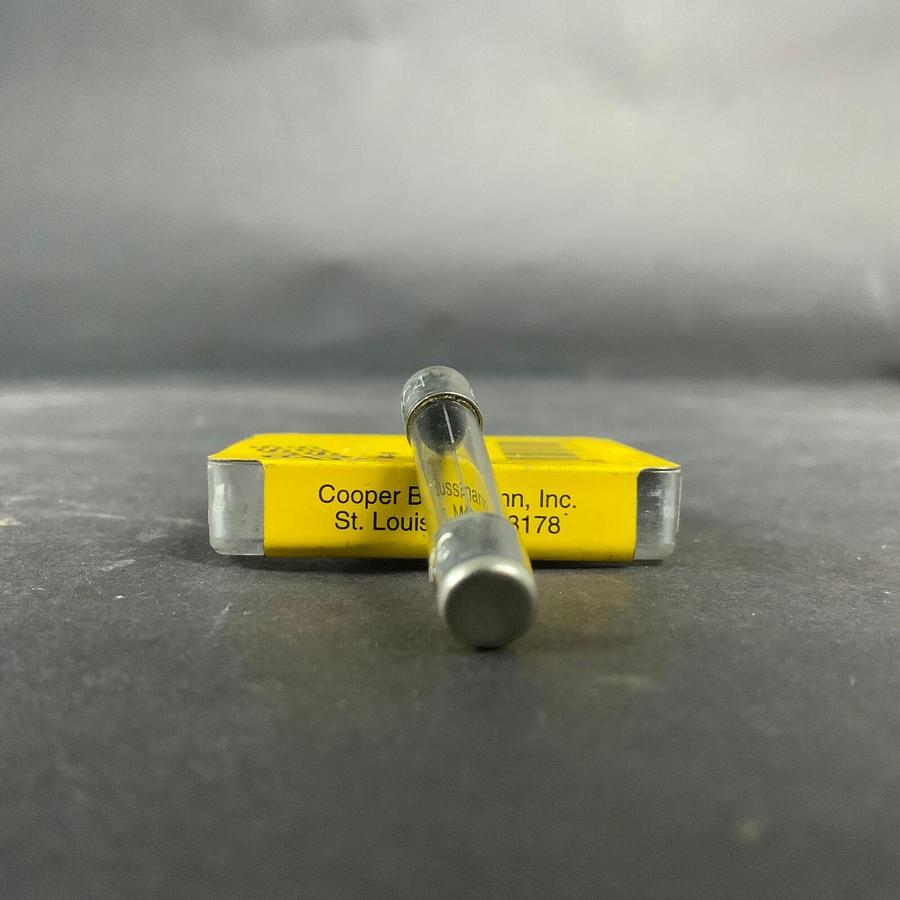 BUSSMANN AGC-20 FUSE - SET OF 4 ($5 OBO)