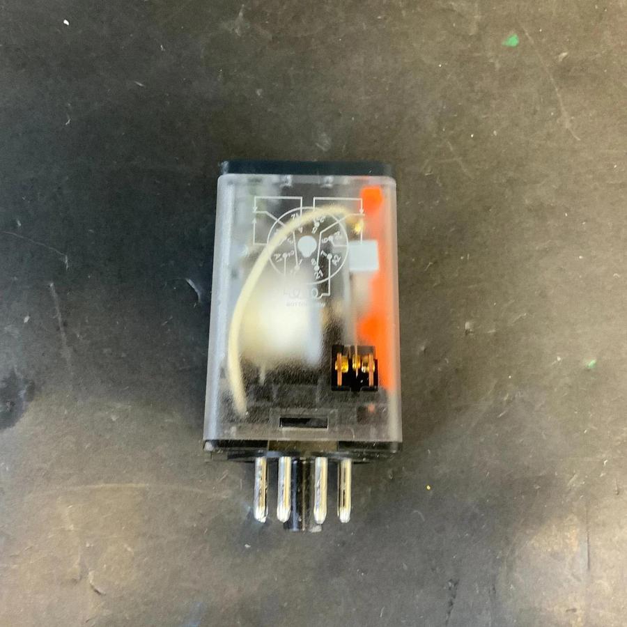 Used SCHNEIDER ELECTRIC RELAY 750XBXRM4L-24D ($9 OBO)