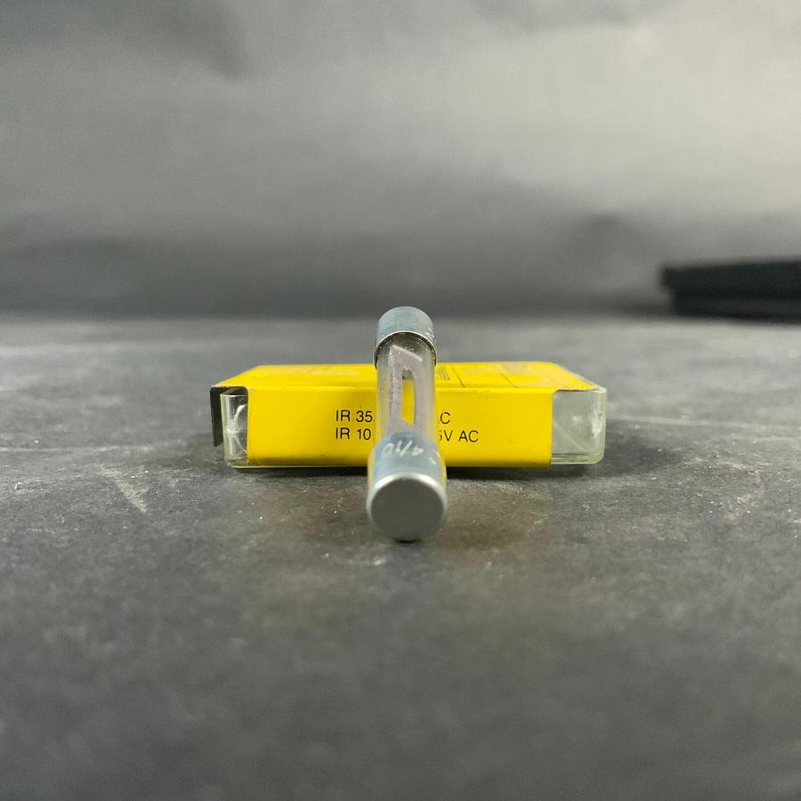 BUSSMANN AGC-4/10 FUSE - SET OF 5 ($6.50 OBO)