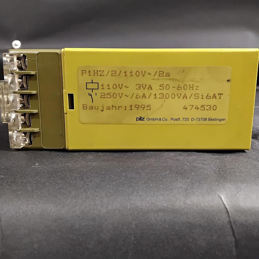 Used PILZ - P1HZ-2-2S-24VDC SAFTEY RELAY ($50 OBO)