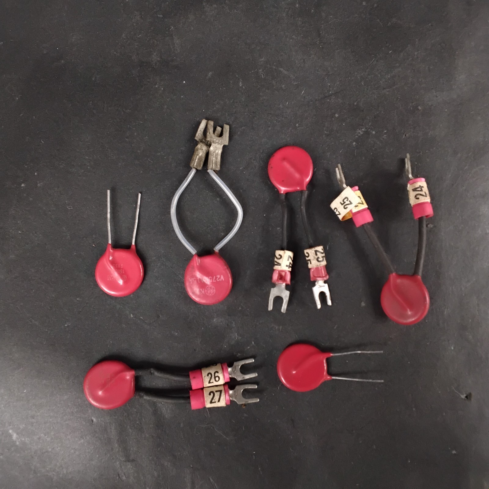 Used 250L20 METAL OXIDE VARISTOR - GROUP OF 6 ($8 OBO)