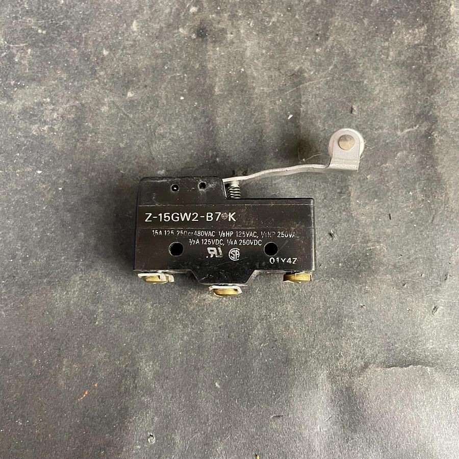 Used OMRON Z-15GW2-B7-K MICRO SWITCH