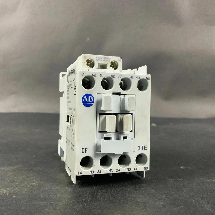 Used ALLEN BRADLEY 700-CF310* SERIES A CONTACTOR ($15 OBO)