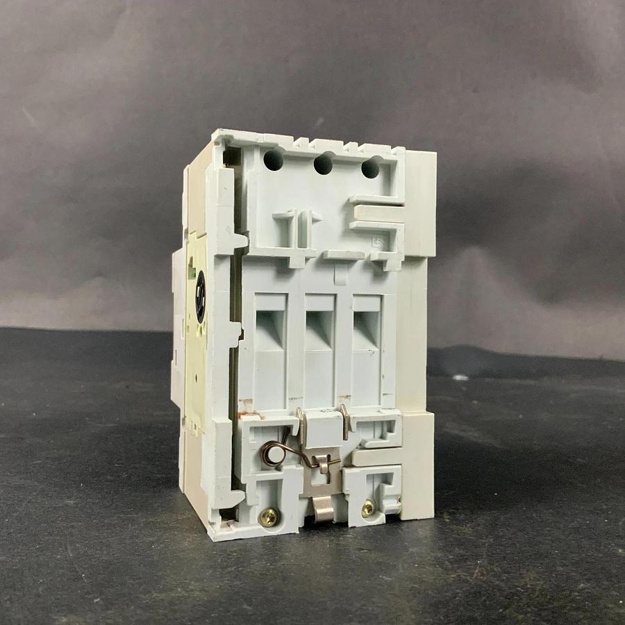 Used ALLEN BRADLEY 140-MN-1000 SER C MOTOR STARTER ($30 OBO)