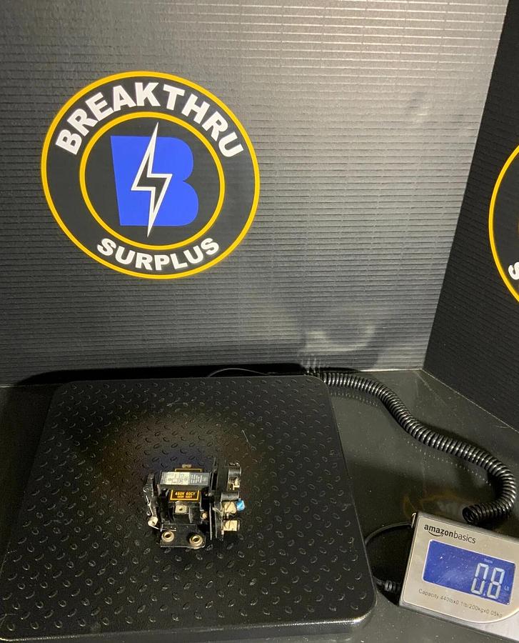 ALLEN BRADLEY 700-C110A2 ($74.99 OBO)