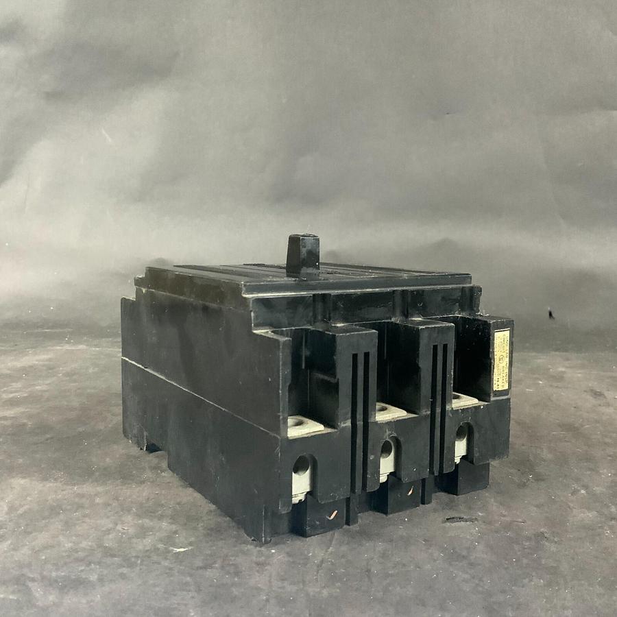 Used WESTINGHOUSE E3050C CIRCUIT BREAKER ($30 OBO)