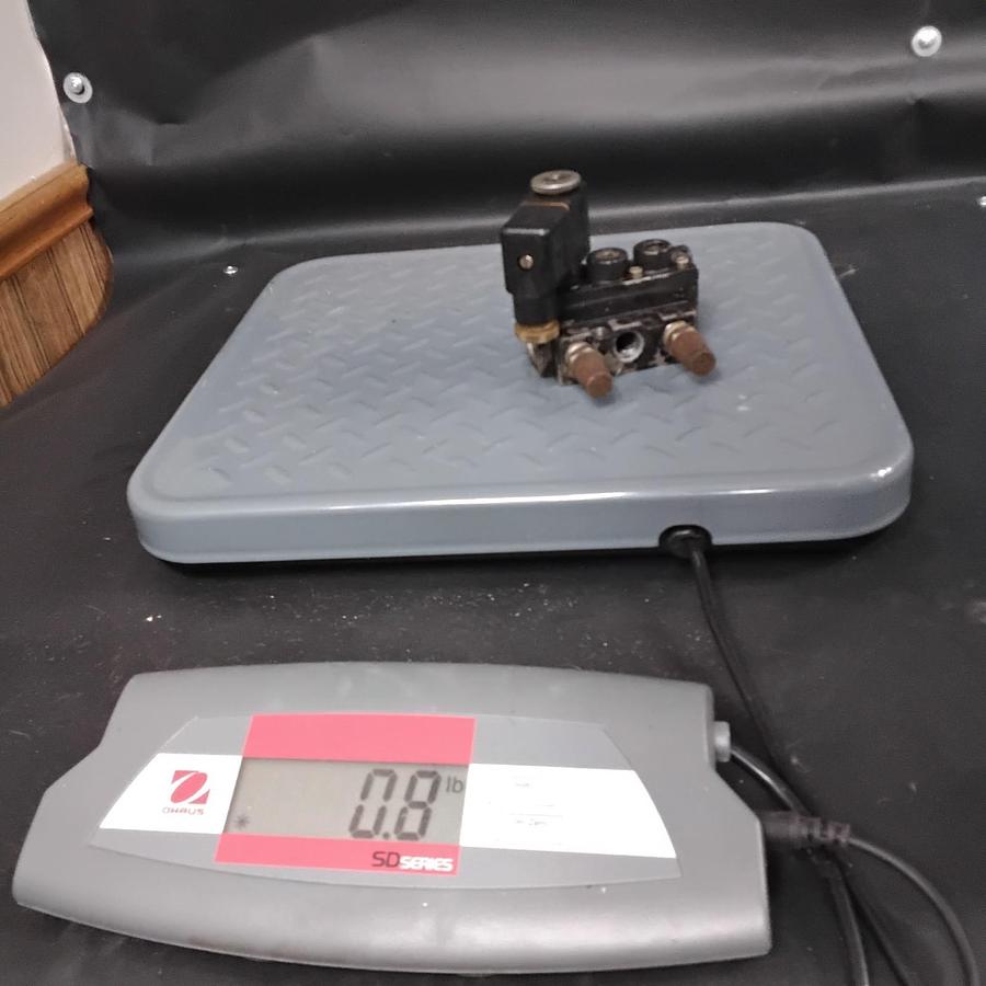 Used ARO 218-33 AIR CONTROL VALVE ($35 OBO)