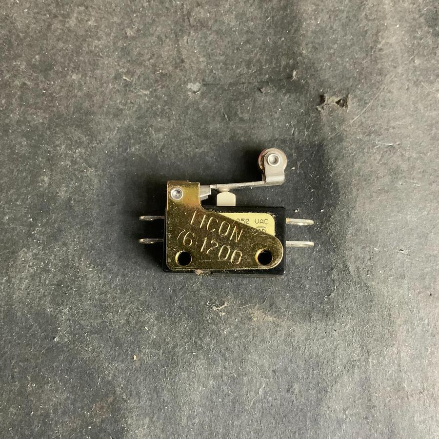 Used LICON 76-1200 MICRO SWITCH