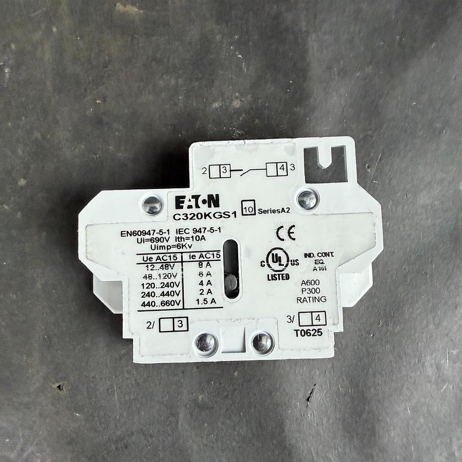 EATON C320KGS1 SIDE MOUNT AUXILIARY