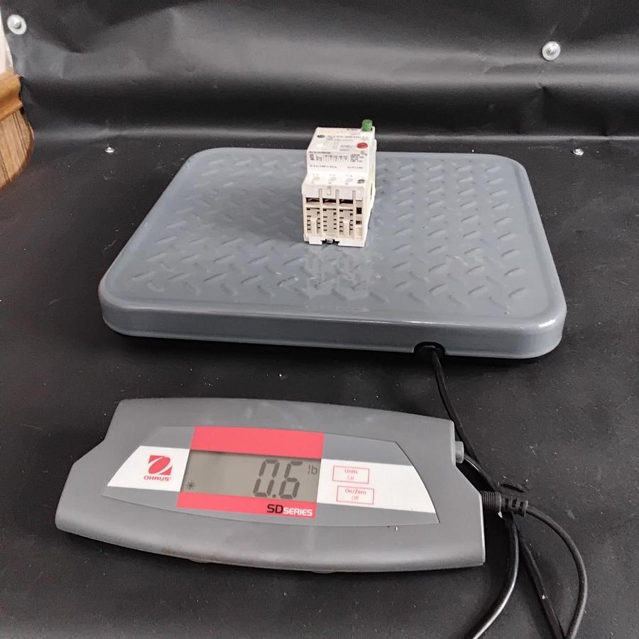 Used ALLEN BRADLEY 140-MN-0400 MANUAL STARTER ($20 OBO)