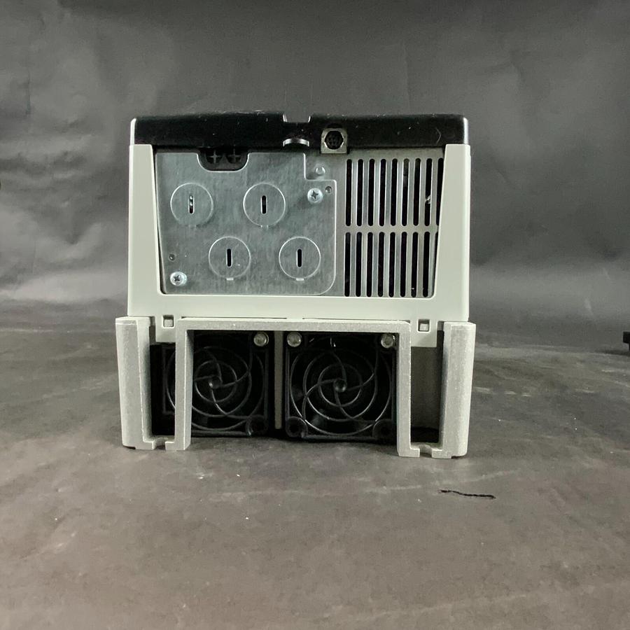Used ALLEN BRADLEY 20AD014A0AYNANC0 AC DRIVE ($850 OBO)