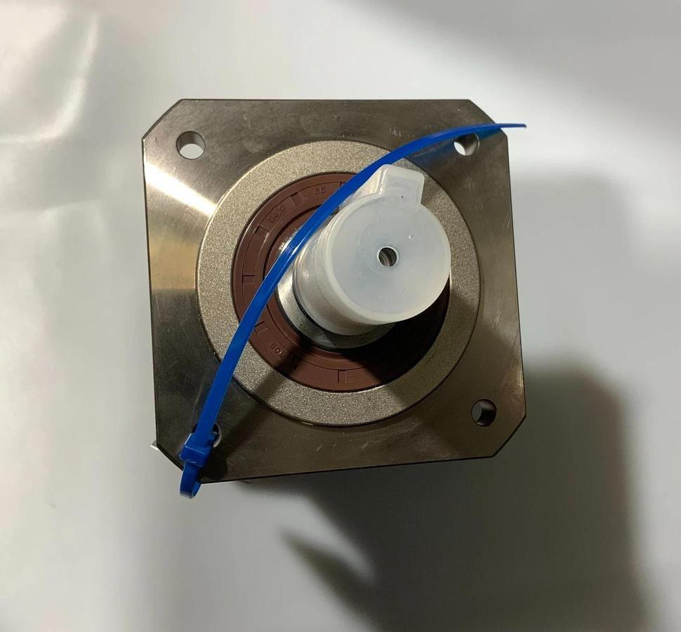 Used SESAME PGC90-10 SERVO GEARHEAD ($799.99 OBO)