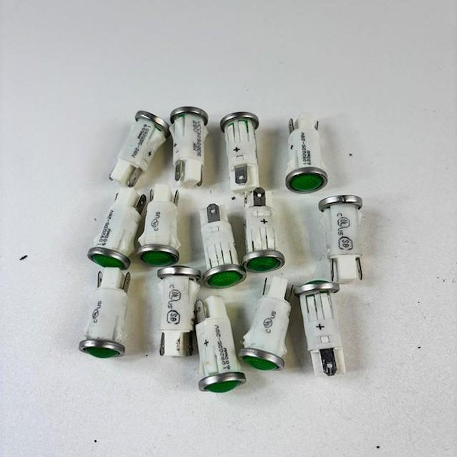 Used VCC 1092QD5-28V GREEN LED INDICATORS 14PCS