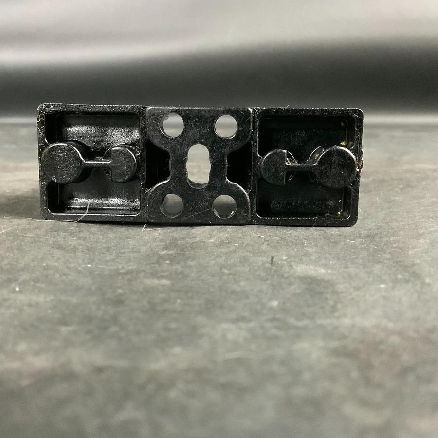 Used EATON BUSSMANN R25030-1CR FUSE HOLDER 30 AMPS 250V  ($4 OBO)