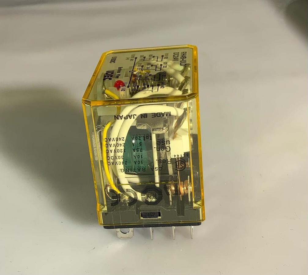 Used IDEC RH4B-ULD-DC24V ($10.99/EACH OBO)