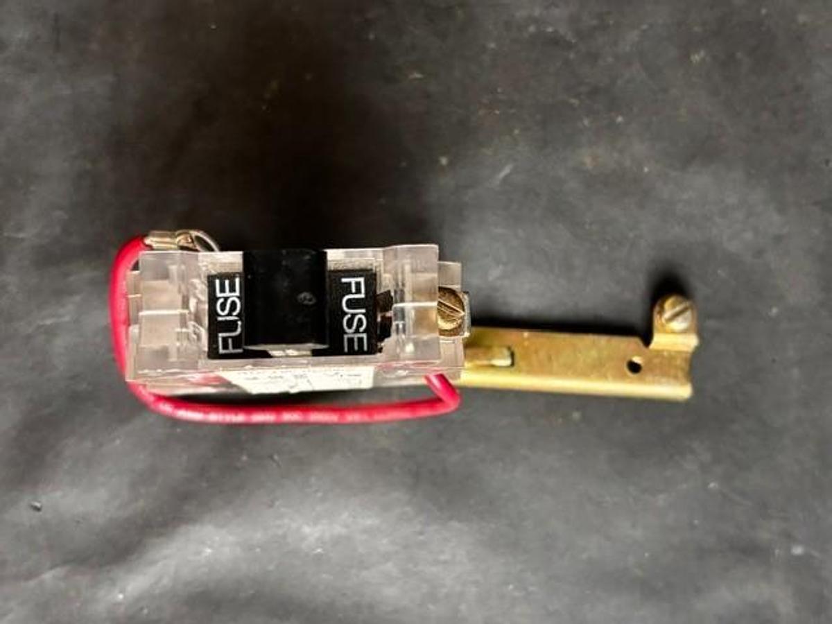 Used SQUARE D A30010-381-01B FUSE HOLDER ($17 OBO)