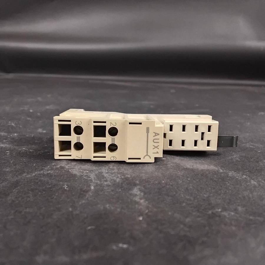 Used SIEMENS 6ES7193-4CE00-0AA0 TERMINAL MODULE ($9 OBO)