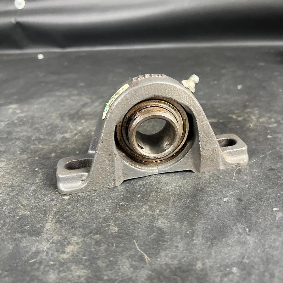 Used TIMKEN FAFNIR YAK-1 PILLOW BLOCK BEARING ($70 OBO)