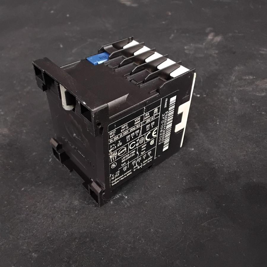 Used TELEMECANIQUE LP1K0910BD3 CONTACTOR ($25 OBO)