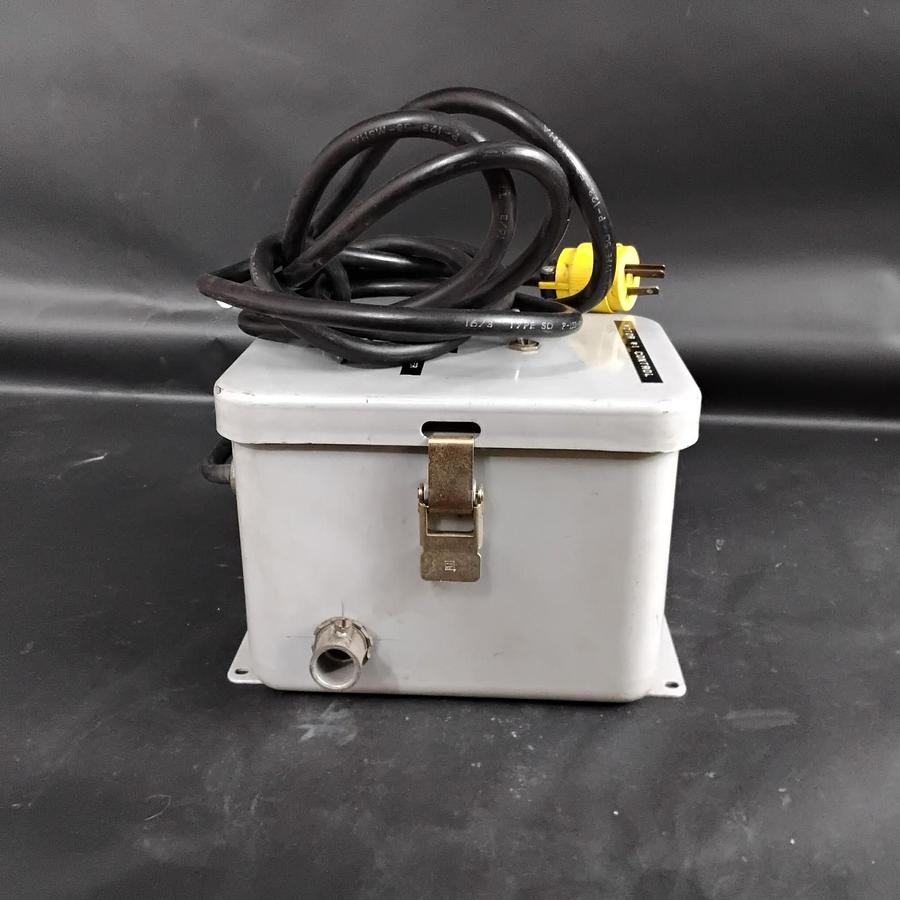 Used HOFFMAN M-689718 MOTOR CONTROL ($80 OBO)