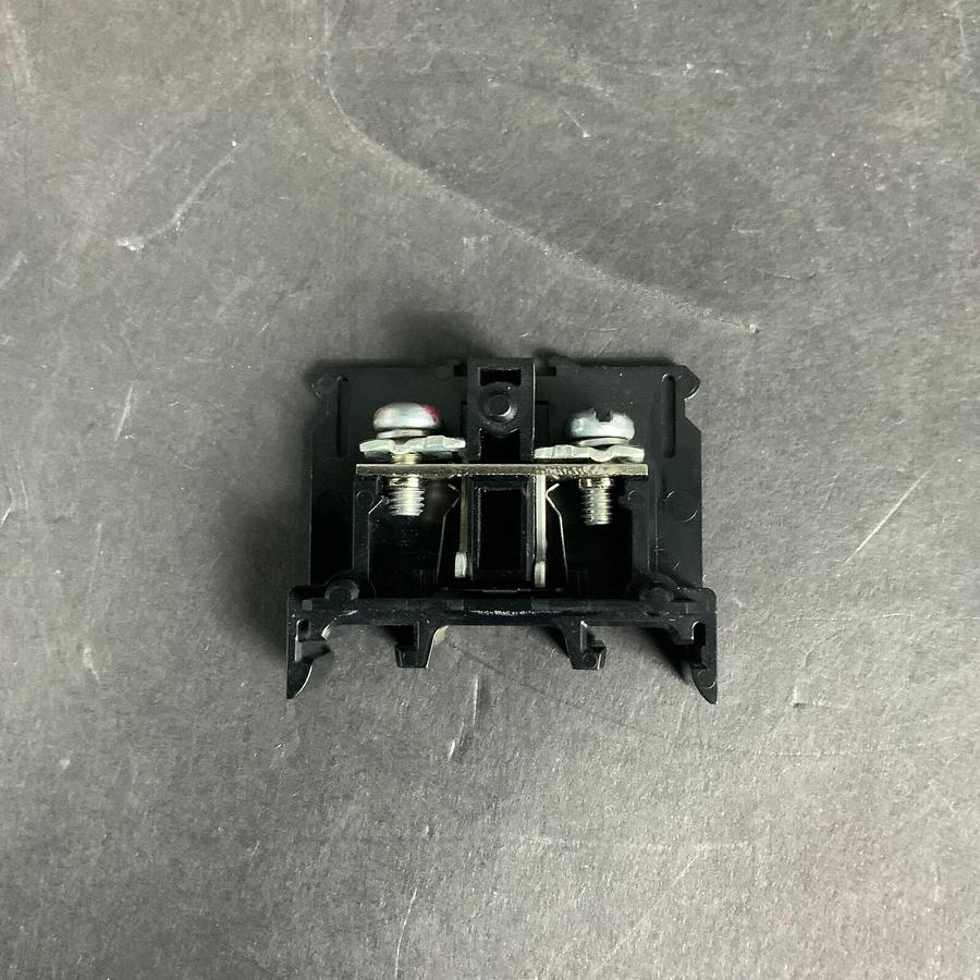 Used IDEC BNH15LW TERMINAL BLOCK - SET OF 6 - NEW ($5)
