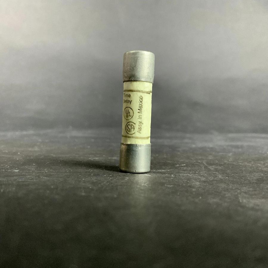 Used FERRAZ SHAWMUT GFN6-1/4 - BOX OF 10 ($40 OBO)